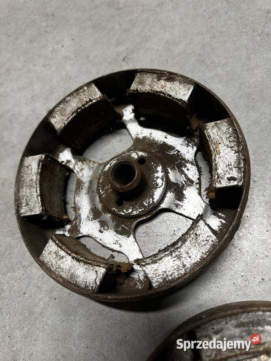 Magneto koło zamachowe WSK 125 WFM 3 sztuki podlaskie Białystok