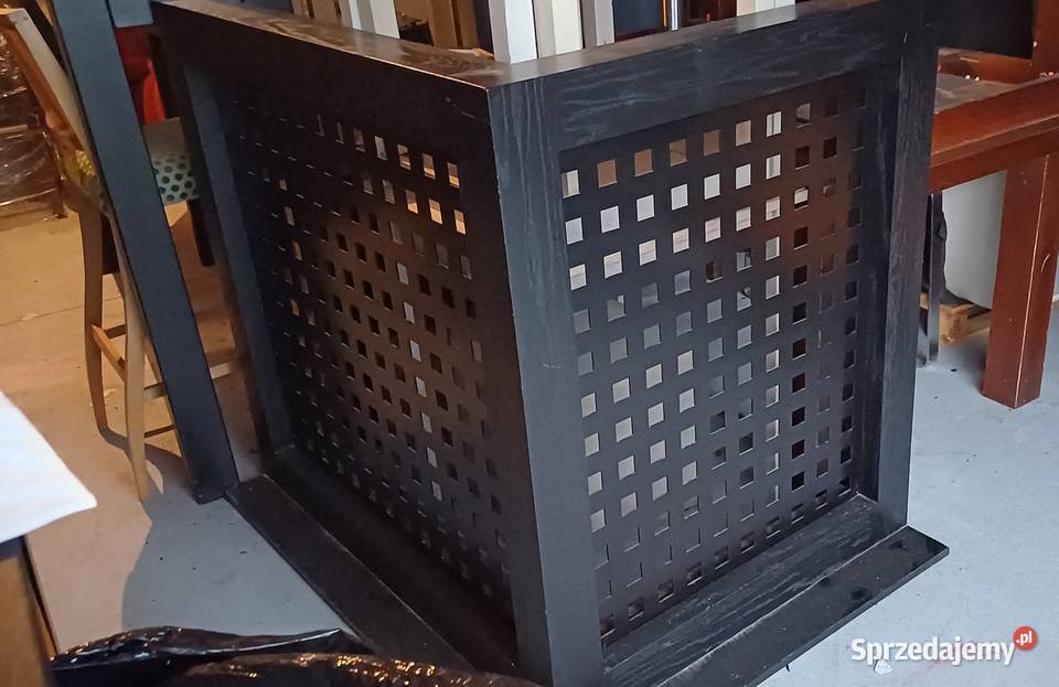 Przegroda parawan panel zasłona do restauracji Dziekanów Leśny