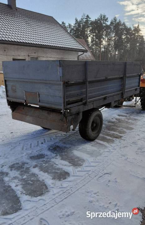 Rozrzutnik jednoosiowy przerobiony na przyczepę Biłgoraj