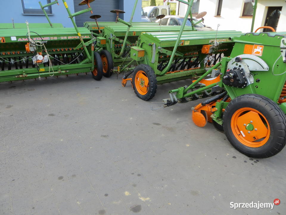 Siewnik siewniki do zboża Amazone D7D8 D9 Siewniki i sadzarki Cielcza