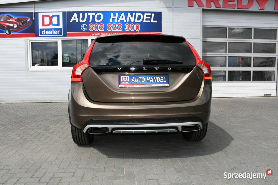 Volvo V60 Cross Country 20 D3 Summum 100 nieuszkodzony Volvo