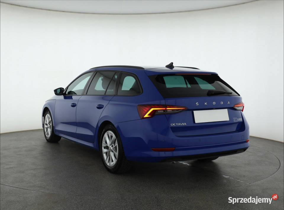Skoda Octavia 15 TSI nieuszkodzony Piaseczno
