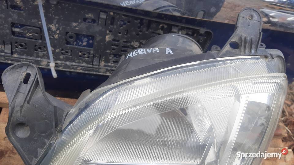 lampa przód przednia lampy oryginał GM prawa osobowe Dębno