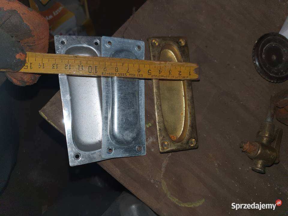 Stalowe wpuszczane uchwyty meblowe szuflady Warszawa