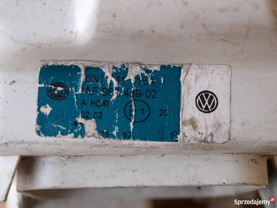 VW Polo Grill atrapa Lampa prawa przednia Kalisz