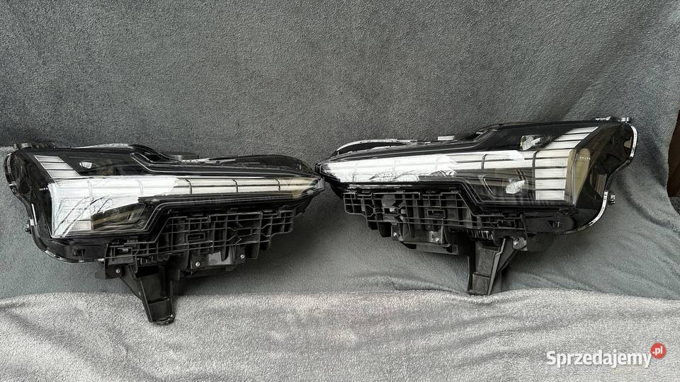 VOLVO EX30 LAMPA PRAWA PRZEDNIA EUROPA 80000628 sprzedam