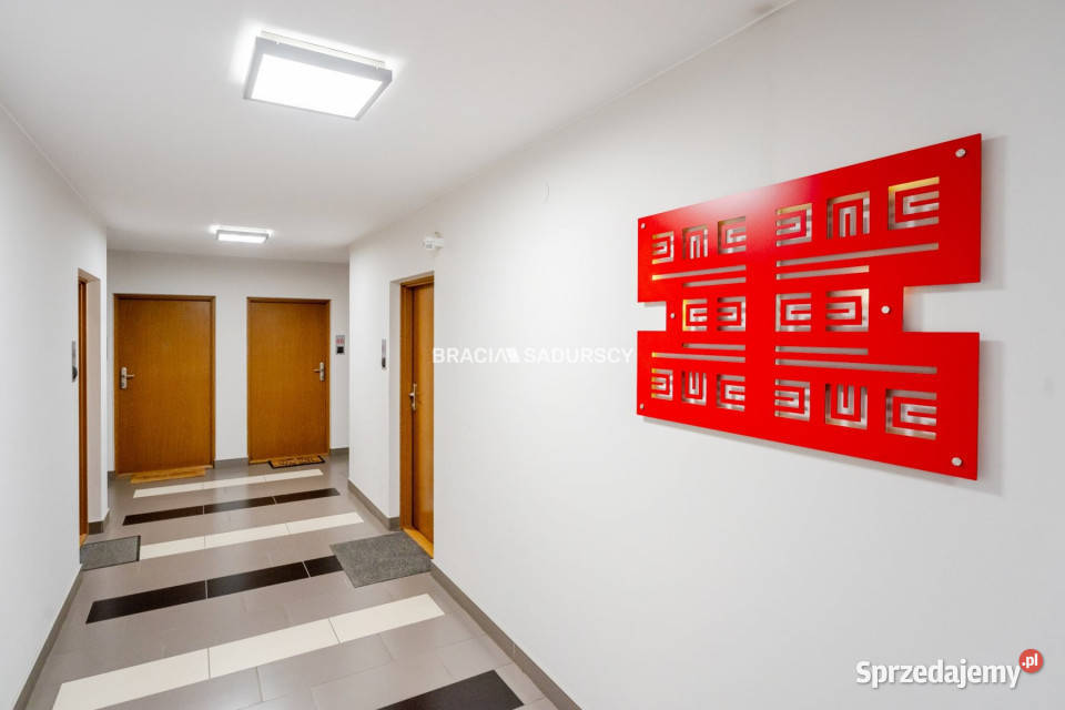 sprzedaży mieszkania 4968 metrów 3pok Kraków