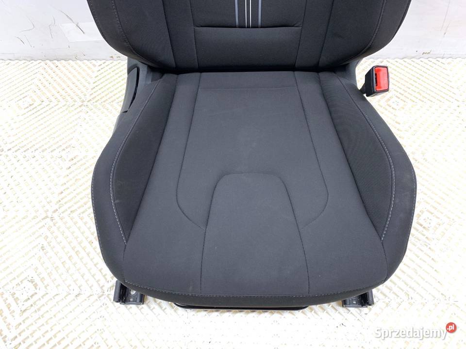 FOTEL PRAWY PRZÓD HYUNDAI ELANTRA VII osobowe podkarpackie