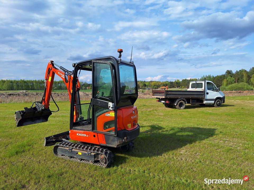 Minikoparka z wywrotka Wykopy, roboty ziemne Nowodworce