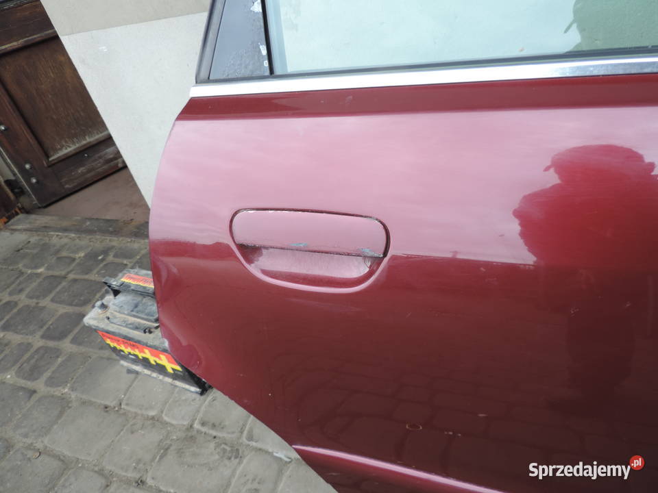AUDI A4 B5 FL KOMBI DRZWI PRAWY TYŁ LZ3L Drzwi Nowy Sącz