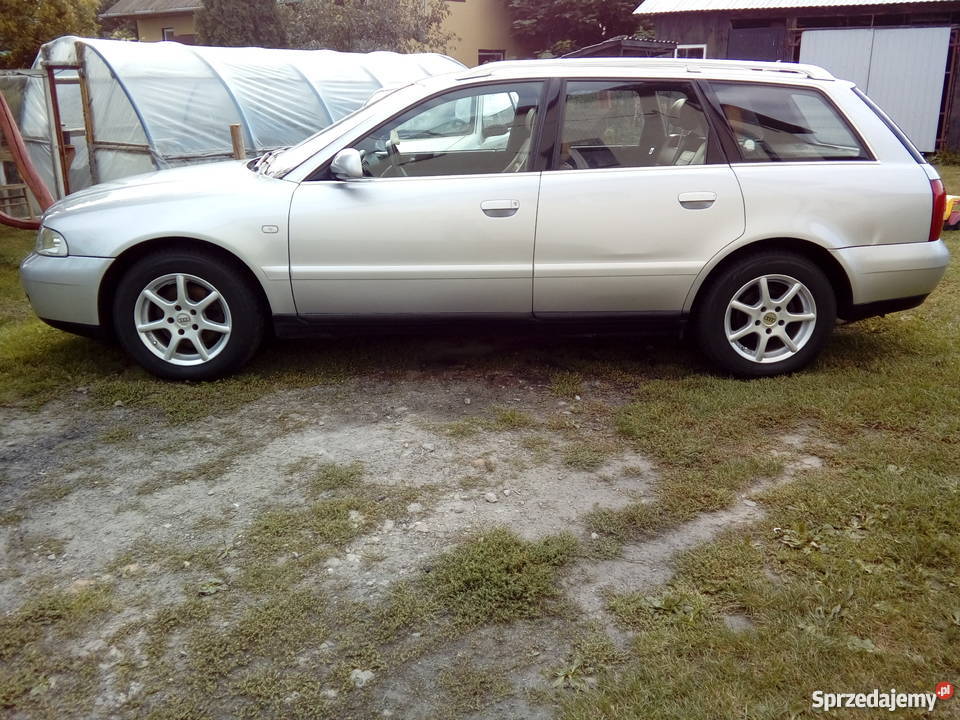 Sprzedam audi A4 B5 24 V6 LPG Quatro Unikat kurtyny powietrzne Motoryzacja Urszulin