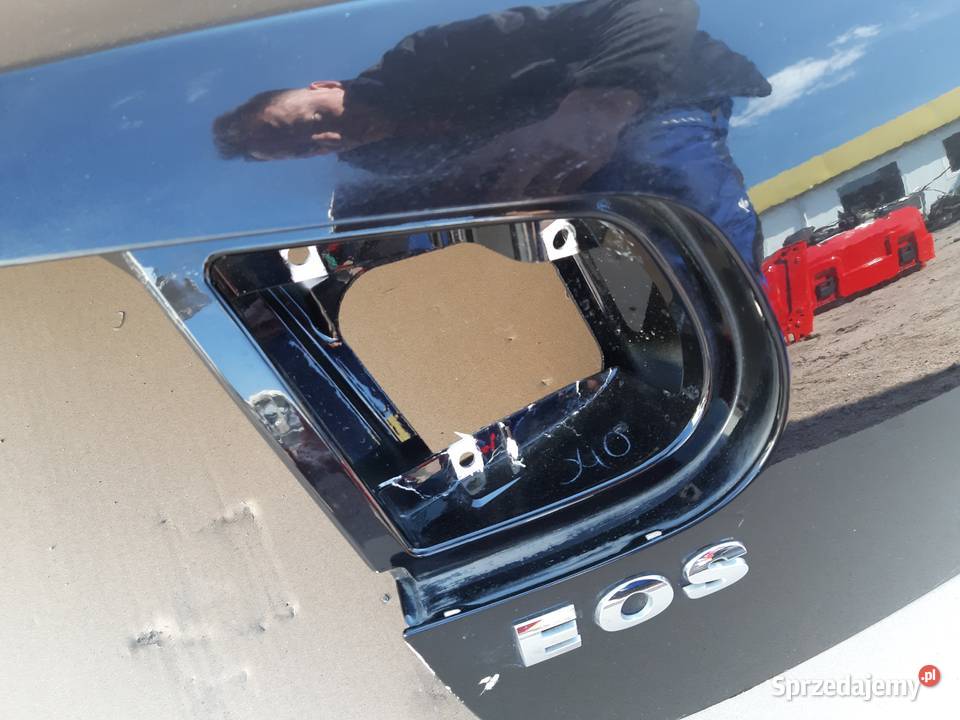 VW EOS KLAPA BAGAŻNIKA TYŁ EMBLEMAT ŚWIATŁO STOP Trzciel