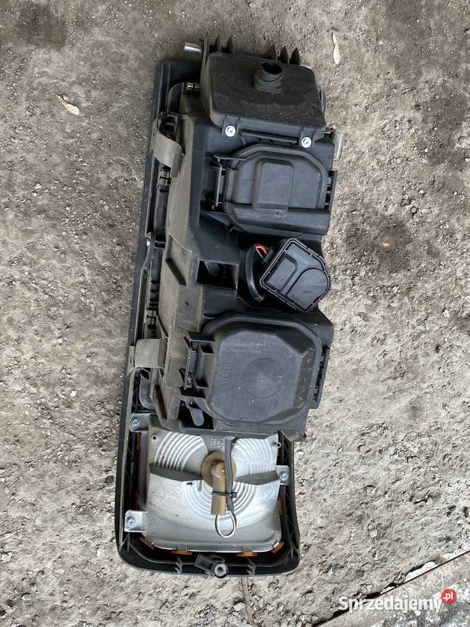 Reflektor lampa MAN F 2000 lewy sprzedam