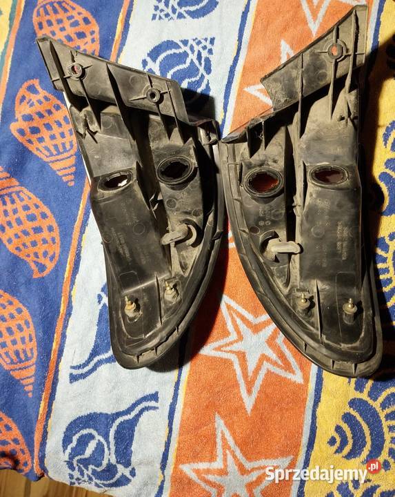 Lampy tylne Mazda 323F BA Sedan Kraków