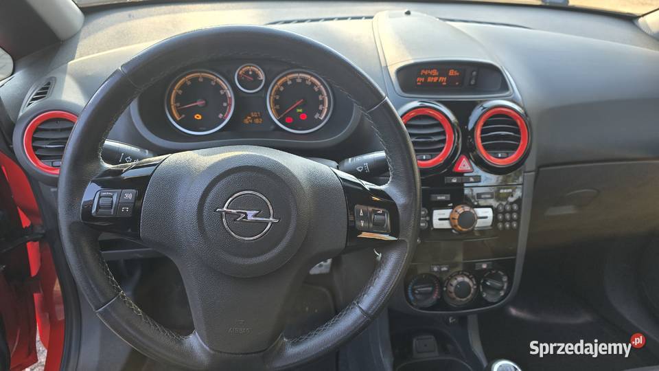 Corsa d 2011 Lift 14 16v super stan dolnośląskie Wałbrzych