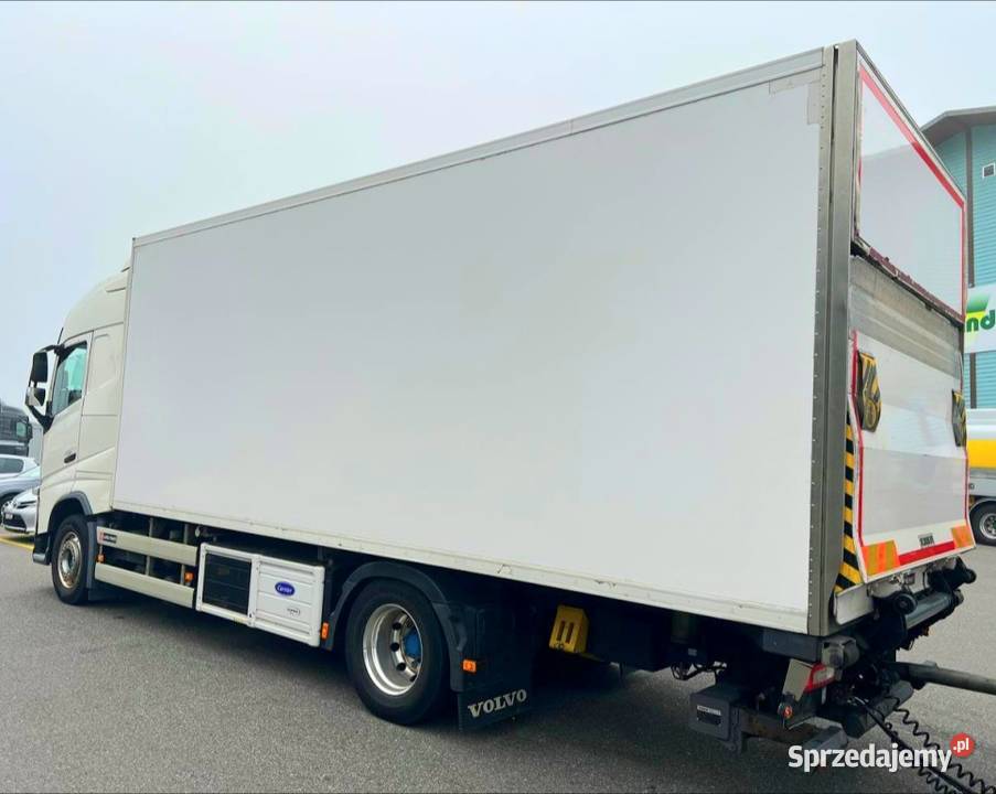 Chlodnia 2osiowy Volvo FH 460 Warszawa