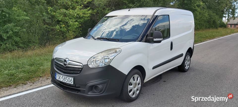 Opel Combo D 16 cdti 105 2017r kllima 146 500 gniazdo AUX Skarżysko-Kamienna