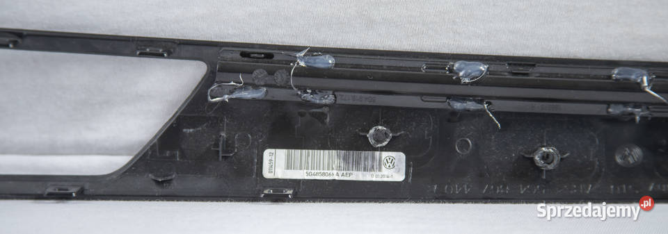 Listwa dekor ambient VW Golf VII 5G4858066 A AEP