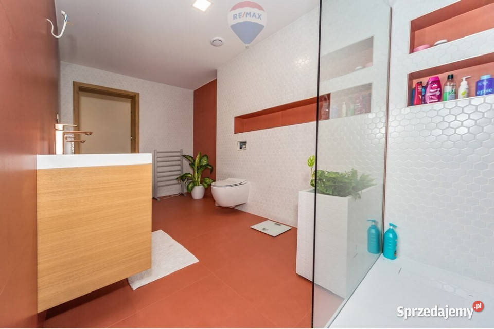 Parterowy przestronny dom Dębowiec