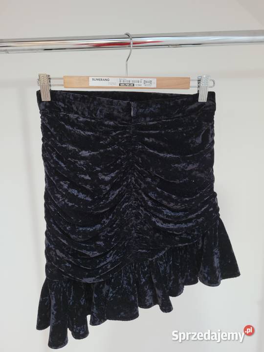 Czarna spódnica mini z falbaną Liszki