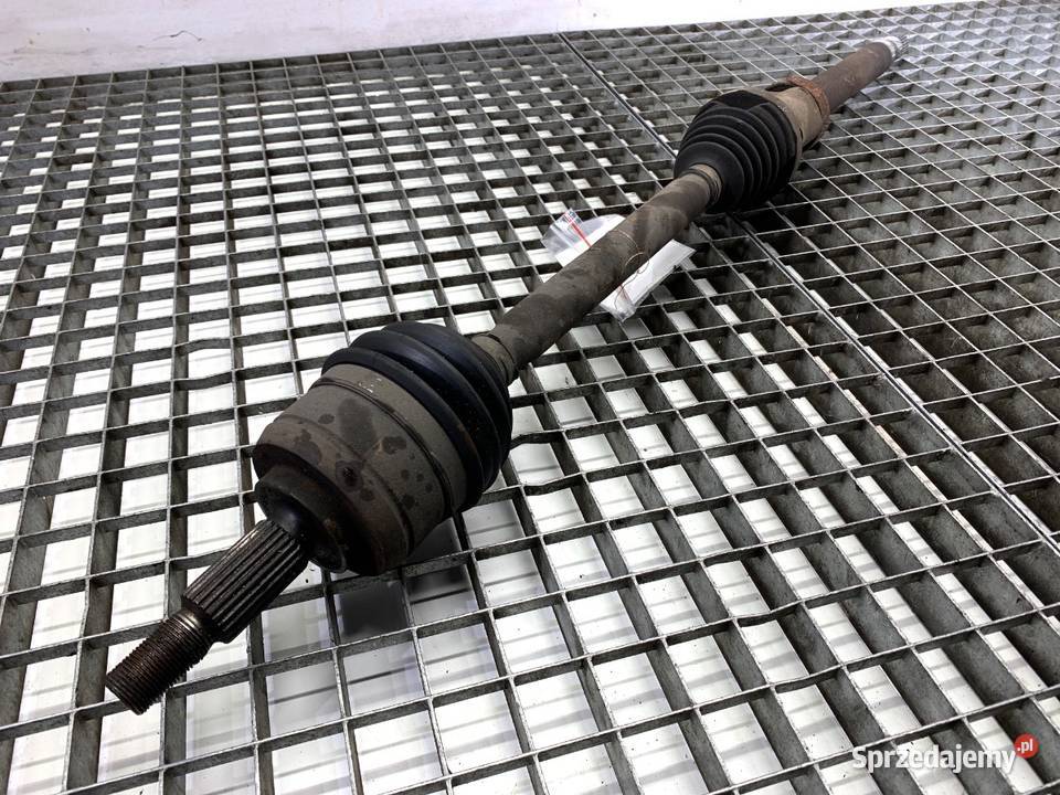 PÓŁOŚ PRAWY PRZÓD RENAULT MEGANE IV 15 90 osobowe podkarpackie