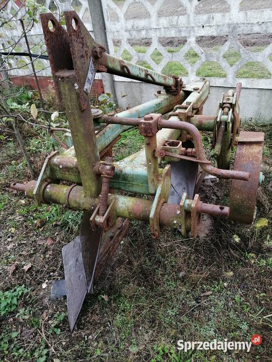 Pługi 2 skibowe grudziądzkie nieuszkodzony Maszyny uprawowe świętokrzyskie Danków Duży