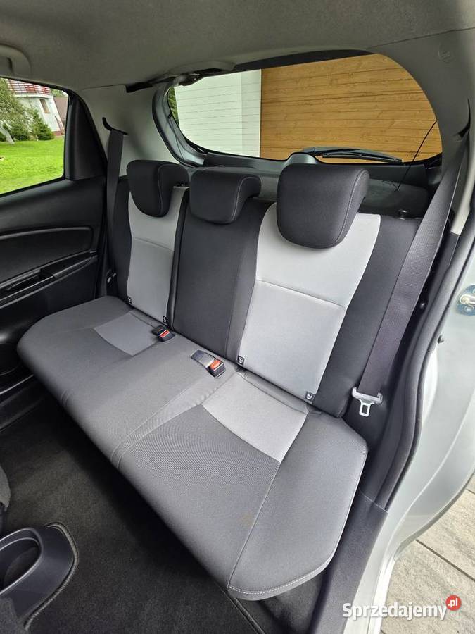 Toyota Yaris 15 111 stan PERFEKT welurowa tapicerka Niedomice