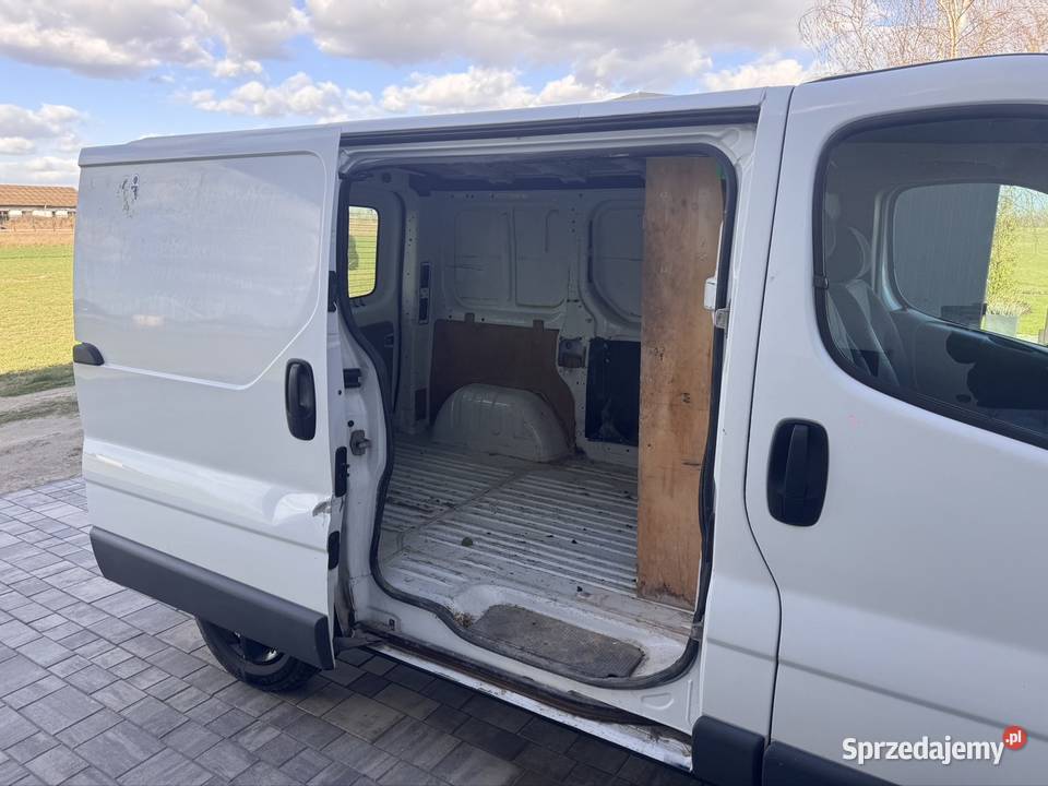 Opel vivaro 255 przebiegu klima hak zamiana 114KM wielkopolskie Słupca sprzedam