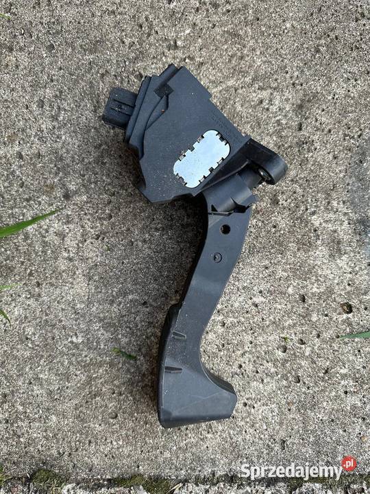 TOYOTA AURIS II PEDAŁ POTENCJOMETR 781100W040 Wyposażenie wnętrza Motoryzacja Białystok