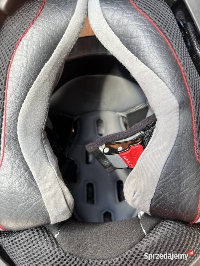 Kask Nolan ncom z blendą Dziurów
