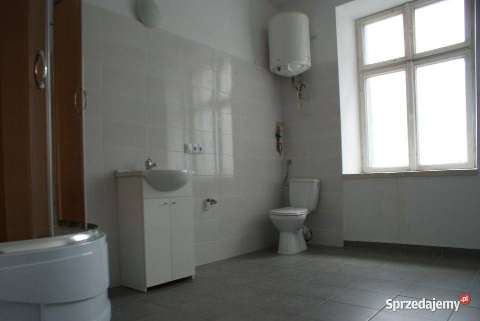 Kamienice 41m 2pokoje łazienka bez czynszowe cegła Pabianice