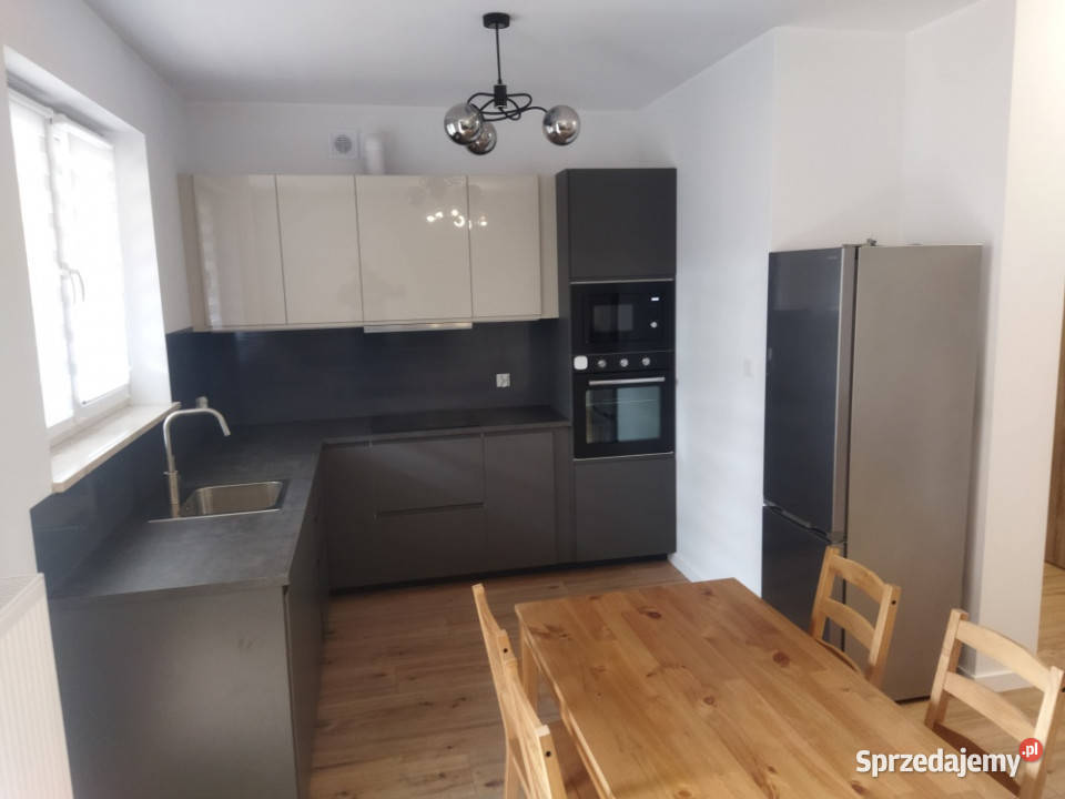 4 POKOJOWY DOM Ustanów