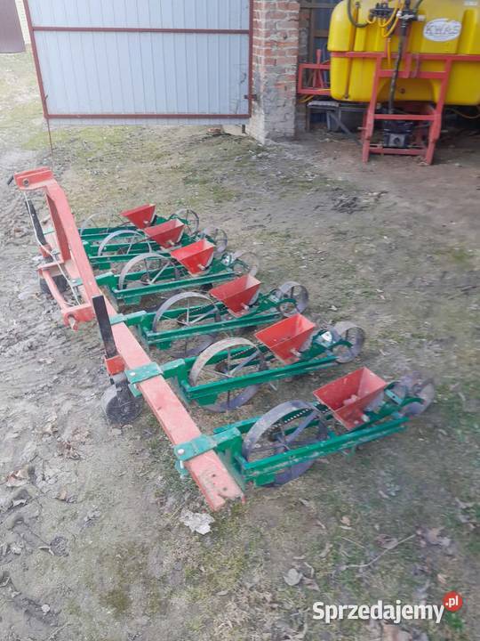 Sprzedam siewnik do ziół i warzyw Tarnawa Duża