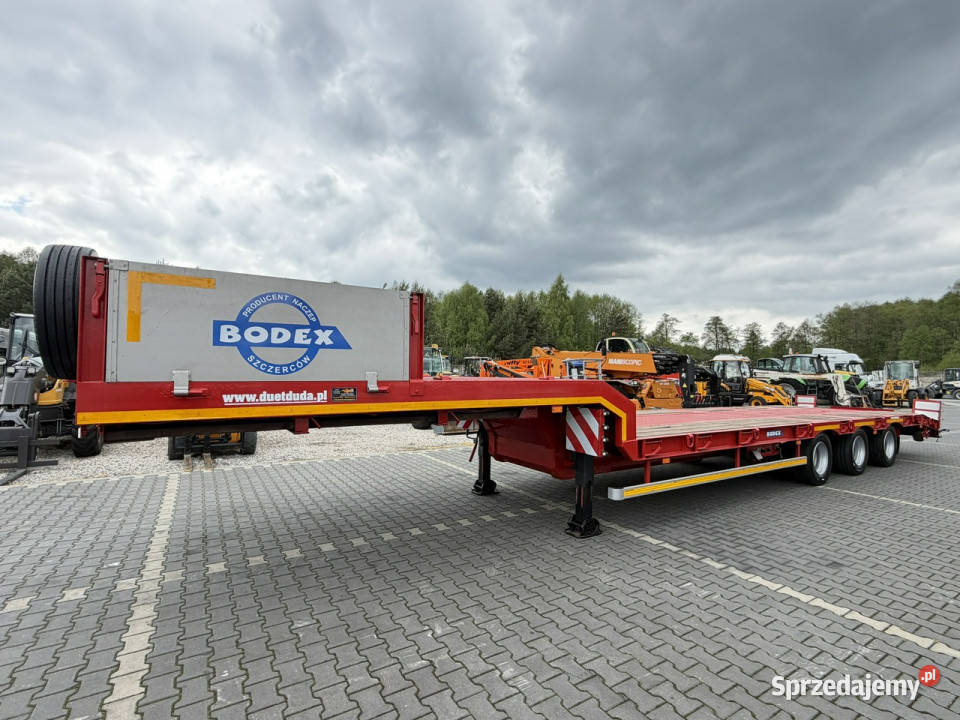niskopodwoziowa Bodex NN3J Ładowność 26500 3osie świętokrzyskie Widełki