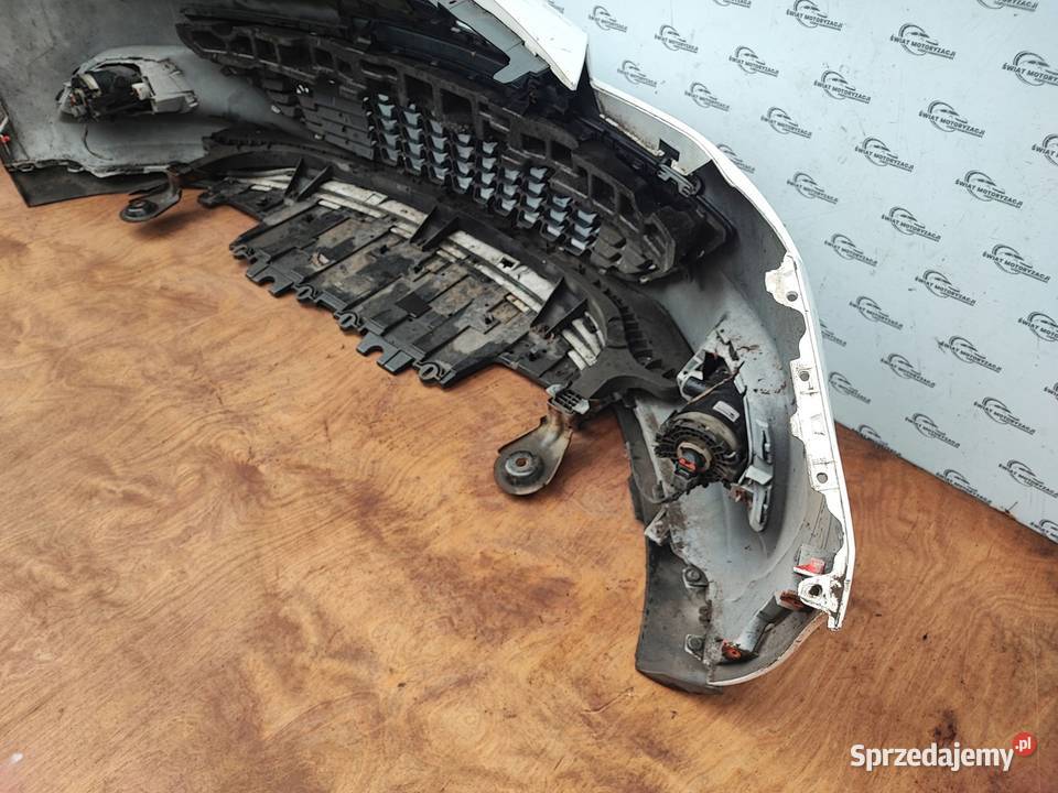 ASTRA J GTC 16r zderzak przód Rok produkcji 2016 Kielce