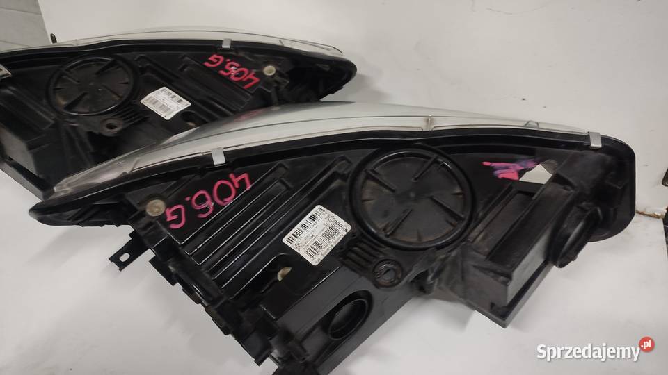 BMW 2 F45 F46 Active Tourer Lampa lewa prawa osobowe Włoszczowa