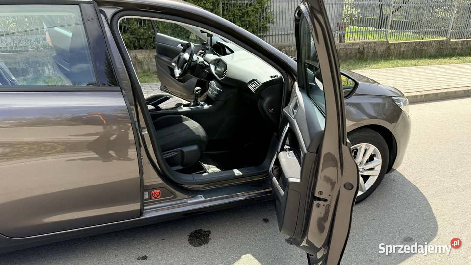 Peugeot 309 T916 THP benzyna 2013 4/5 Olkusz