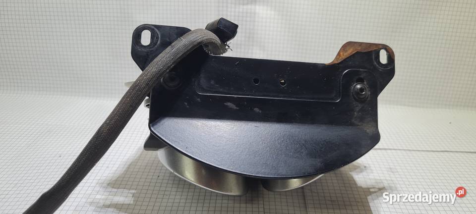 Suzuki GSR 600 lampa tył