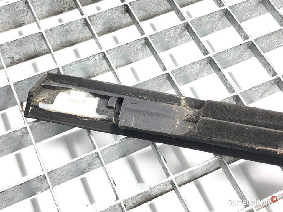 LISTWA ZGARNIAJĄCA TYŁ PRAWA CHROM FORD MONDEO podkarpackie