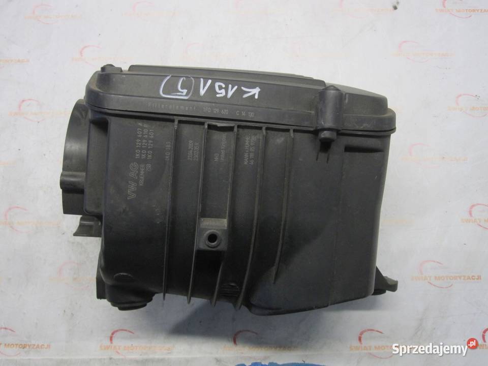 AUDI A3 SPORTBACK I 8PA 09r obudowa filtra Kielce