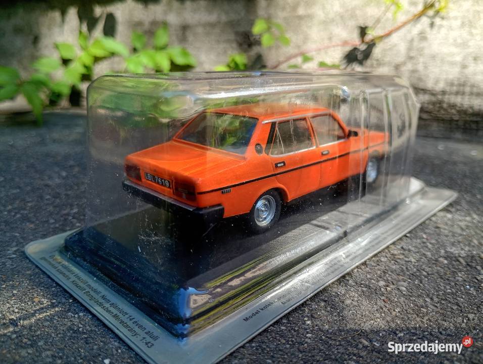 FIAT 131P model 143 kultowe auta deagostini nowy Modelarstwo mazowieckie Warszawa