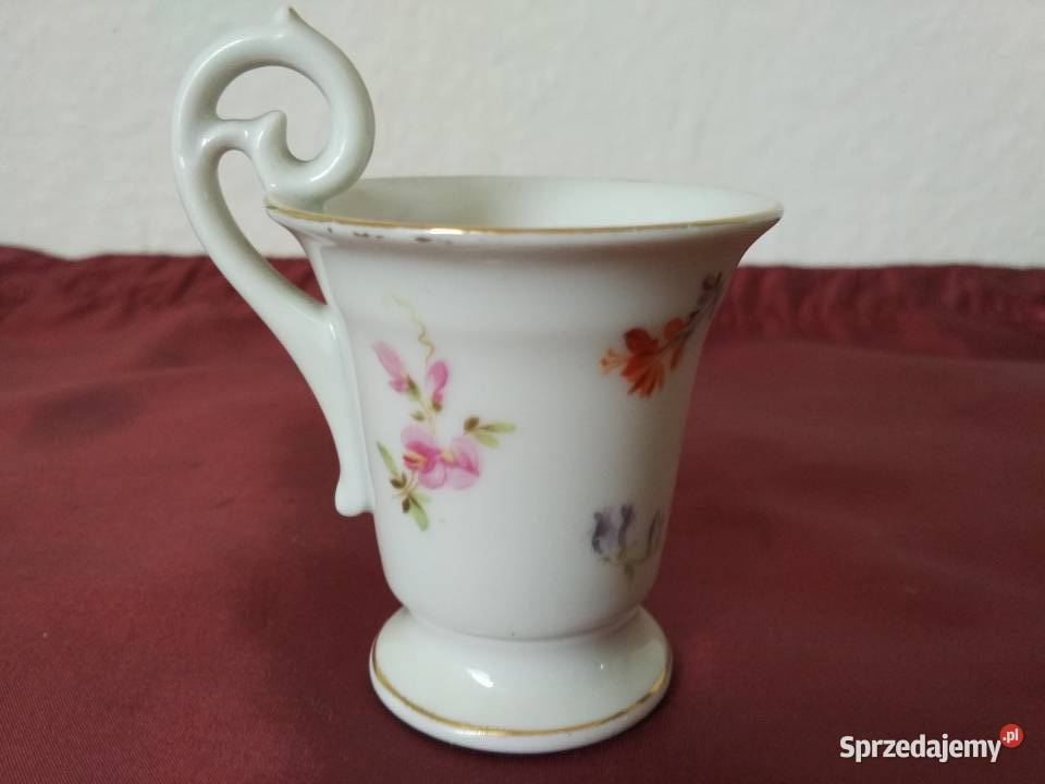 Filiżanka porcelana z 1870 roku Ropa