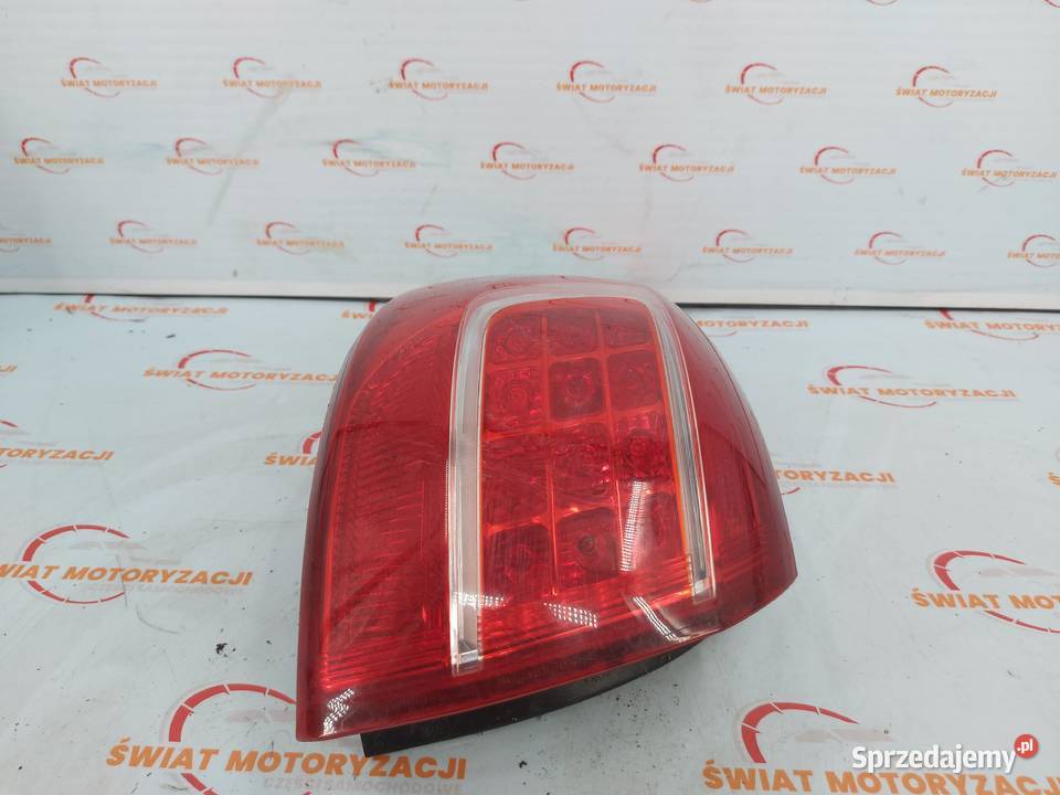 KIA SPORTAGE III 12r lampa lewa tył Lampy tylne świętokrzyskie
