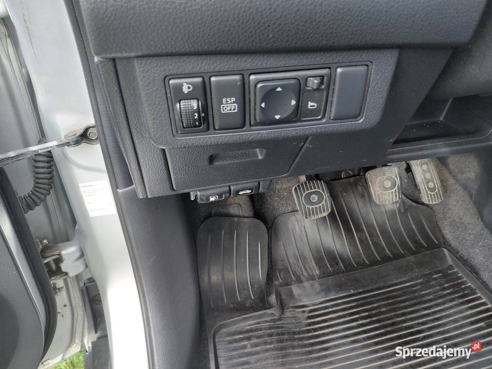 Nissan Tiida 16 2008 Rok produkcji 2008 Paterek