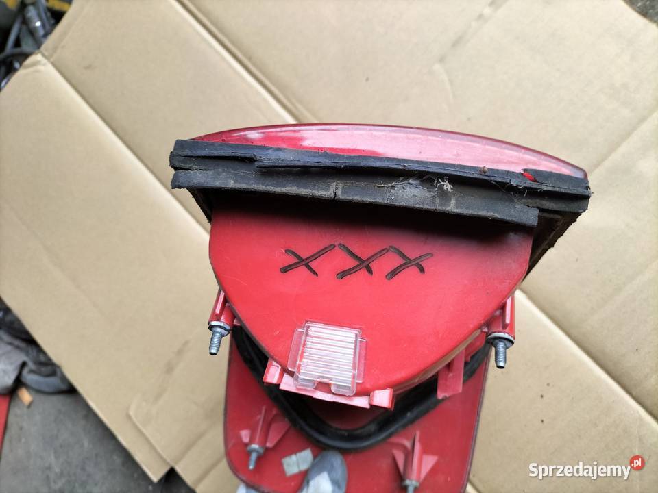 AUDI A6C4 A6 C4 SEDAN LAMPA TYŁ TYLNA PRAWA Kamień-Kolonia