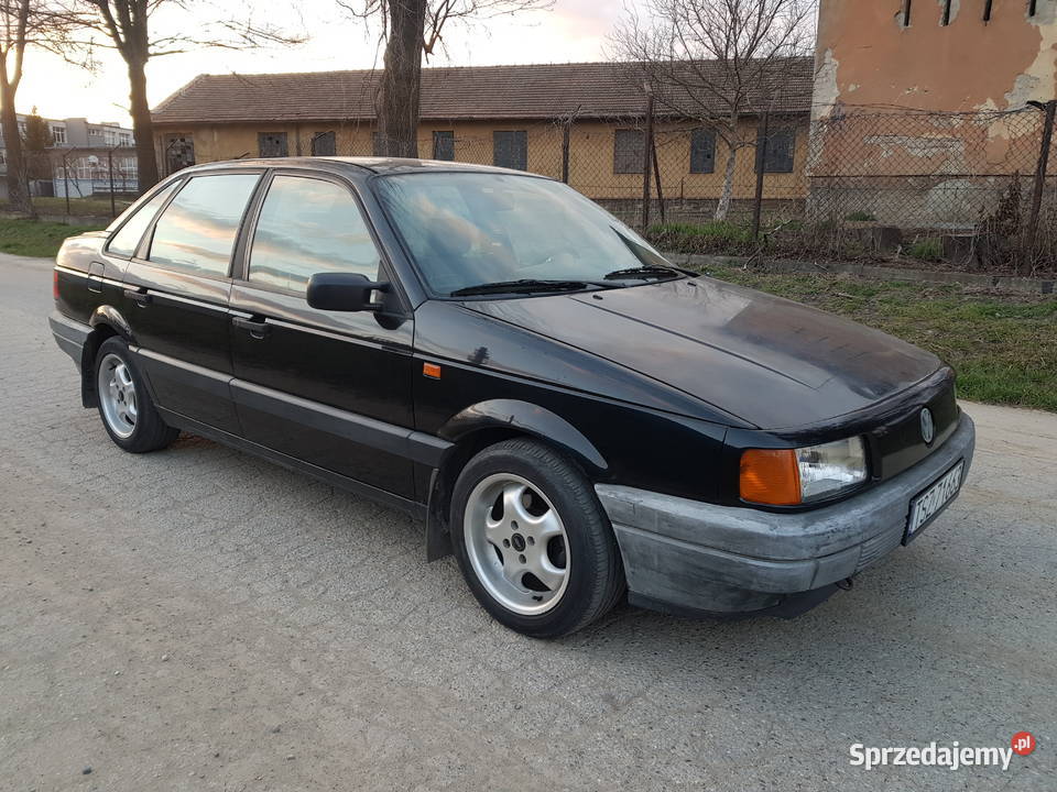Volkswagen Passat B3 64KM Radymno