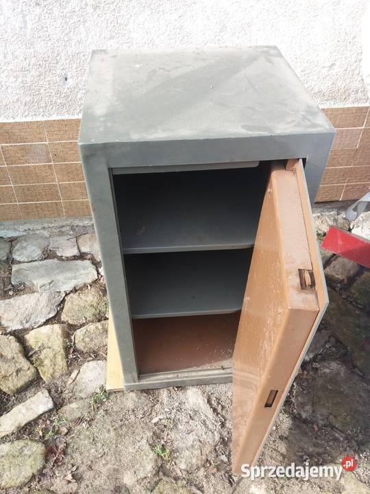 Stalowy solidny ciężki 50letni pancerny Antyki, Sztuka, Kolekcje sprzedam