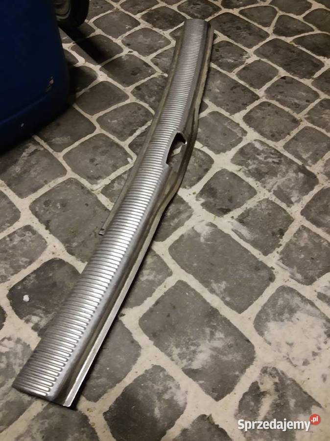 Listwa kufra tylna Passat B5 kombi Wolanów