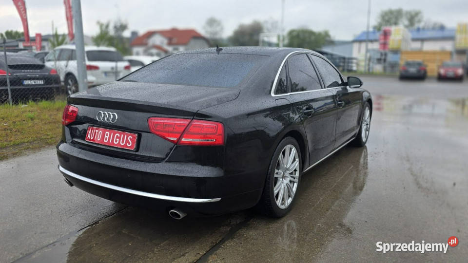 Audi A8 bogate wyposazenie super stan możliwa zamiana Lębork
