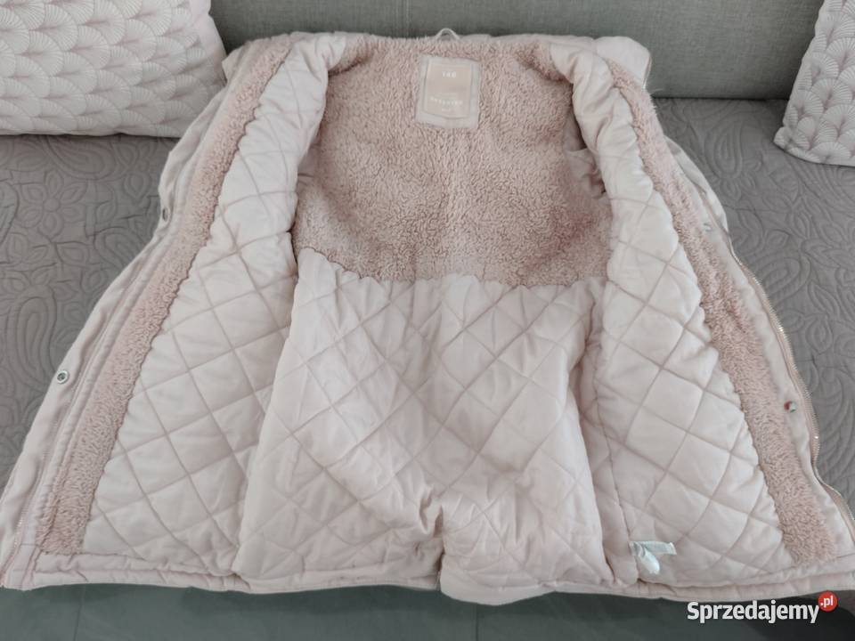 Dziewczynka bluzy kurtki buty tshirty Tarnogród sprzedam